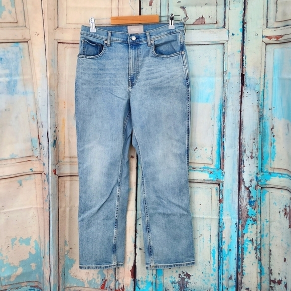 Everlane The Cheeky Bootcut Cropped Jean - Picture 3 of 9